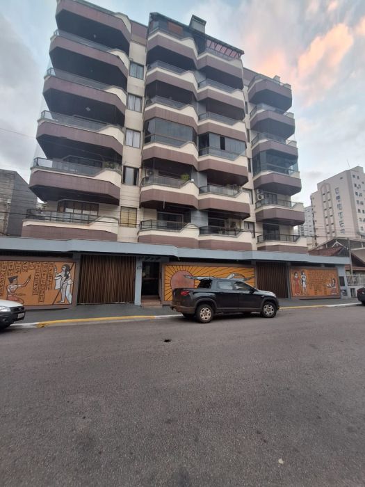 Apartamento Alto Padr�o - Venda - Meia Praia - Itapema - SC